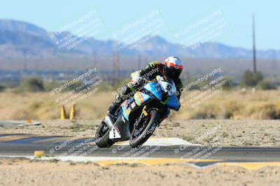 media/Jan-12-2025-CVMA (Sun) [[be1d2b16e3]]/Race 2-Supersport Middleweight/